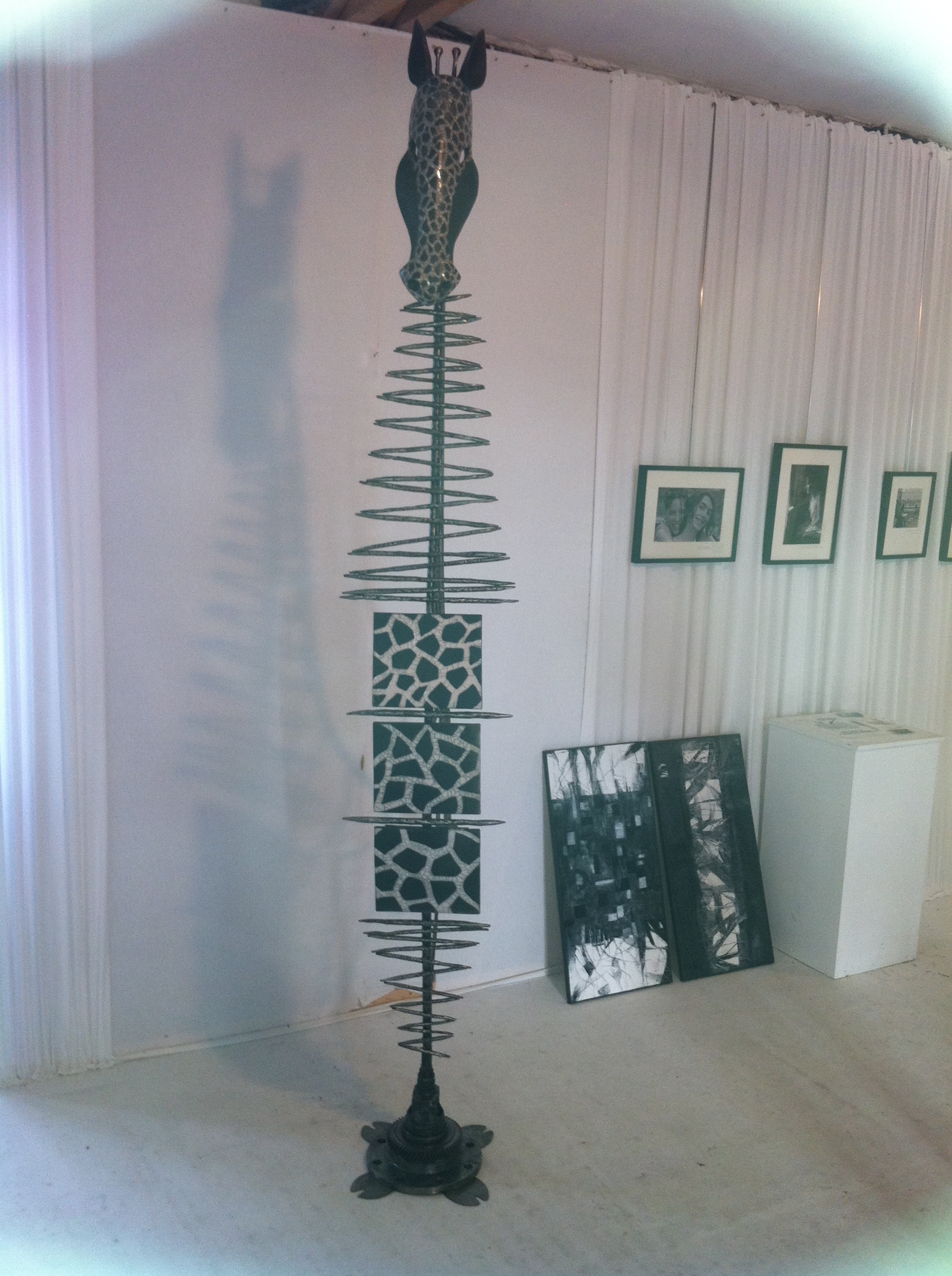 La  Girafe,sculpture métal et céramique H270cm